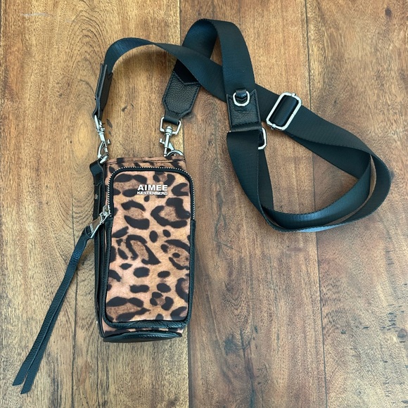 ☀️ AIMEE KESTENBERG Water Bottle Crossbody NWOT - Picture 3 of 11